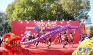 汉口江滩上演“新春嘉年华” 花式打卡体验武汉年味